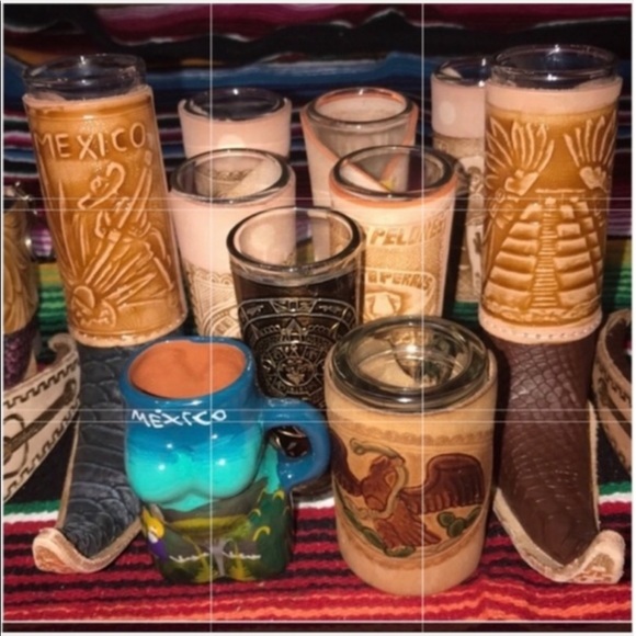 >💟FREE WITH $140. PURCHASE OR $21 iPHONE CASE THICK SHOE LIKE VANS BRAND NEW - Picture 12 of 13